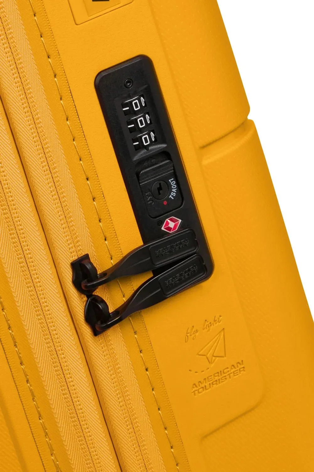 American Tourister Dashpop 67cm Medium Spinner - Expandable | Golden Yellow