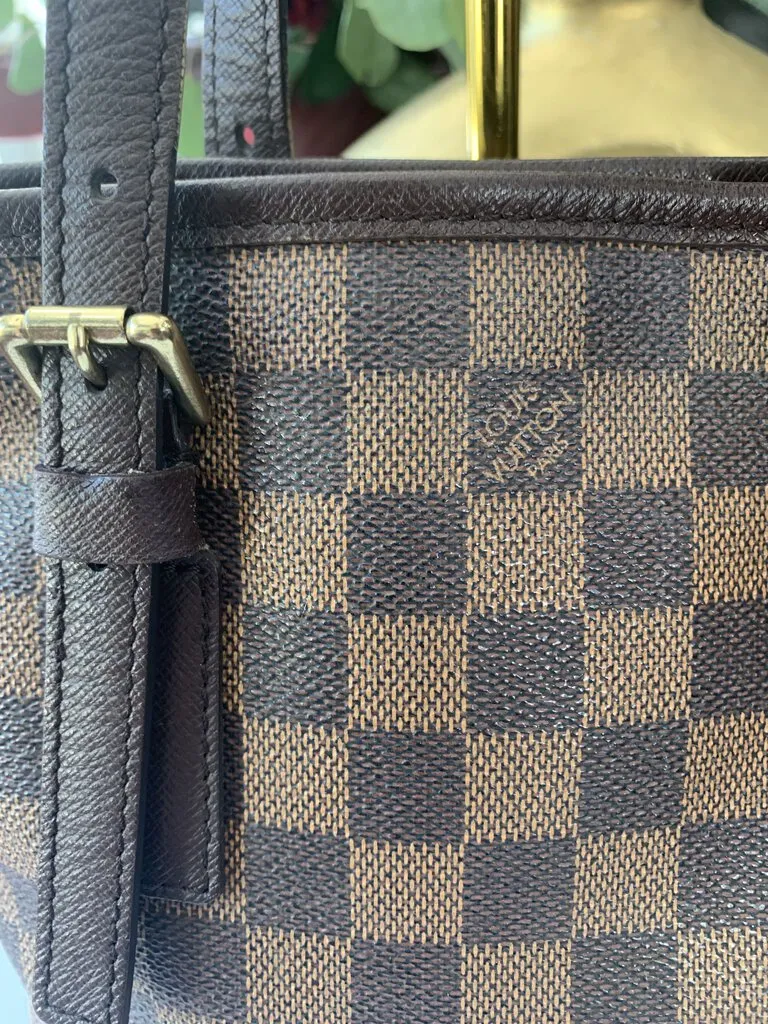 Louis Vuitton Ebene Bucket Marais Handbag